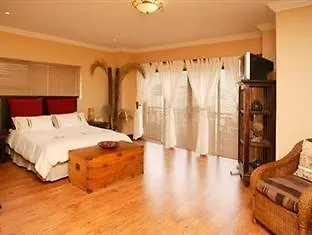 Afro Chic Guest House Cape Town