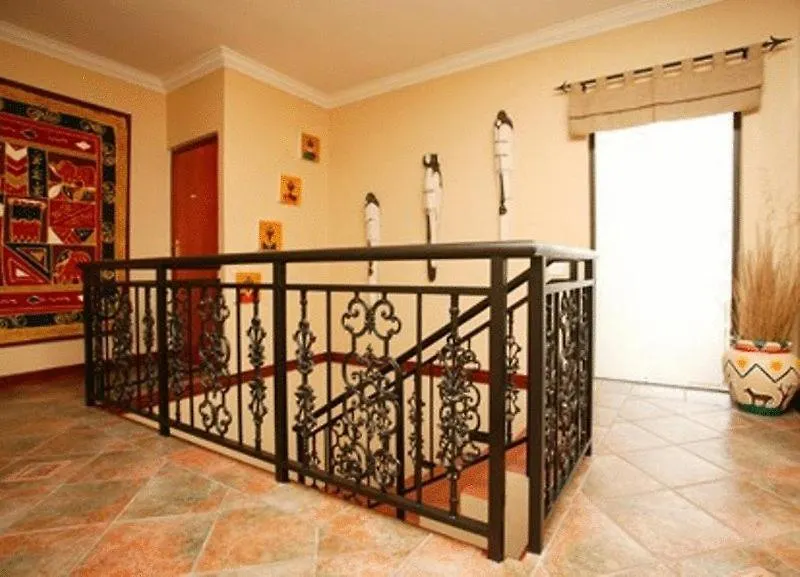 Afro Chic Guest House Cape Town