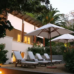 Four Rosmead Boutique **** Cape Town